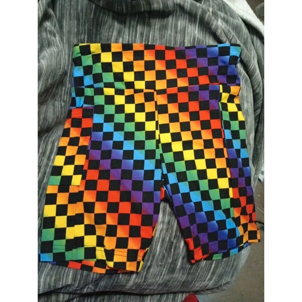 Juniors No Boundaries size M (7-9) multi colored checkered bicycle shorts